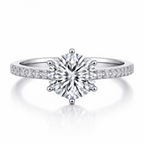 Lab Diamond Round Cut 6 Prong