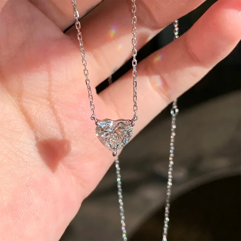 Heart-cut lab-grown diamond pendant necklace