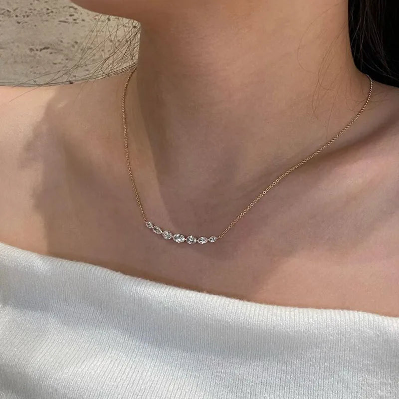 Oval diamond smile necklace design
