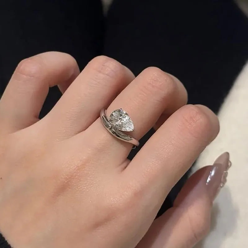 Twist-shank ring with pear-shaped lab-grown diamond