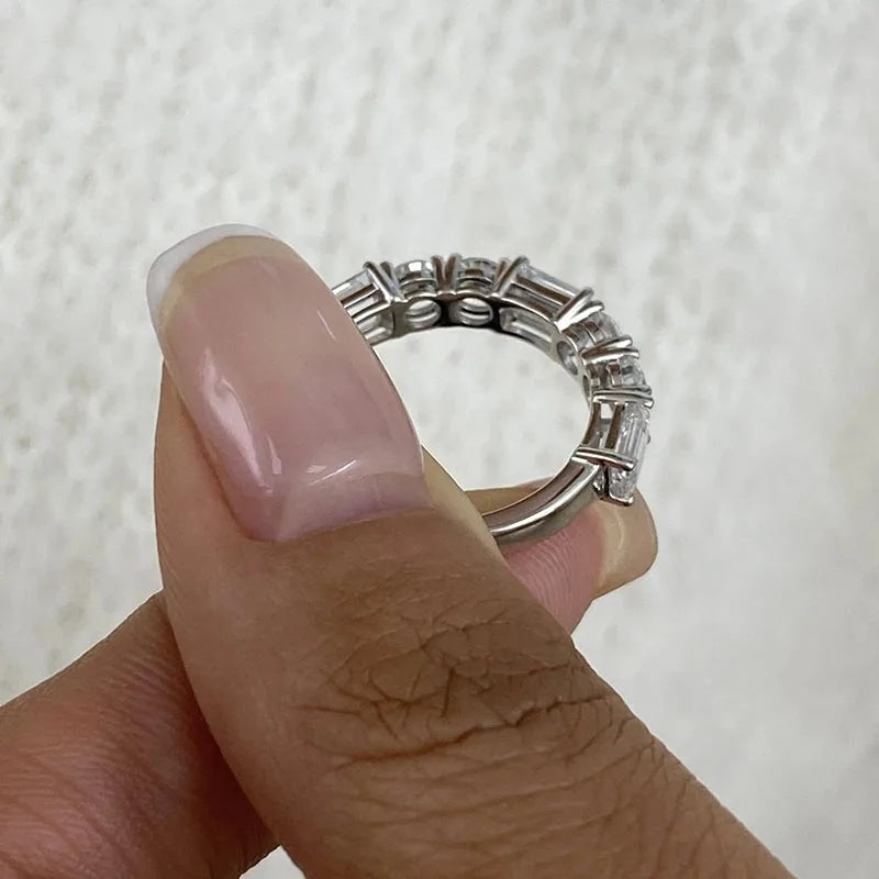 Mixed-cut lab-grown diamond ring in 14K gold