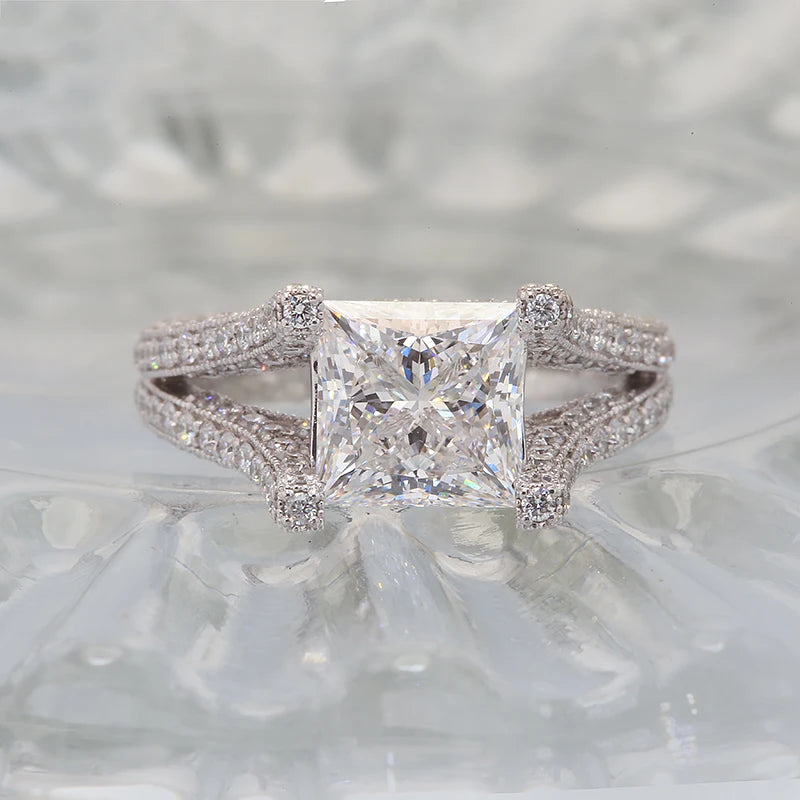 Square princess-cut diamond ring