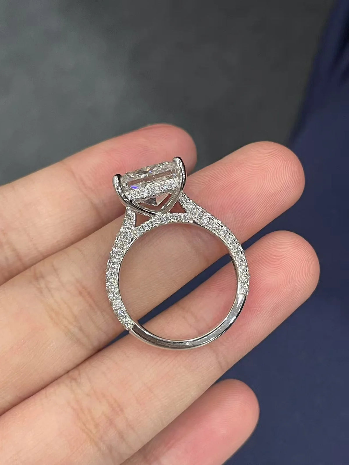 Lumière Éther Solaire Ring