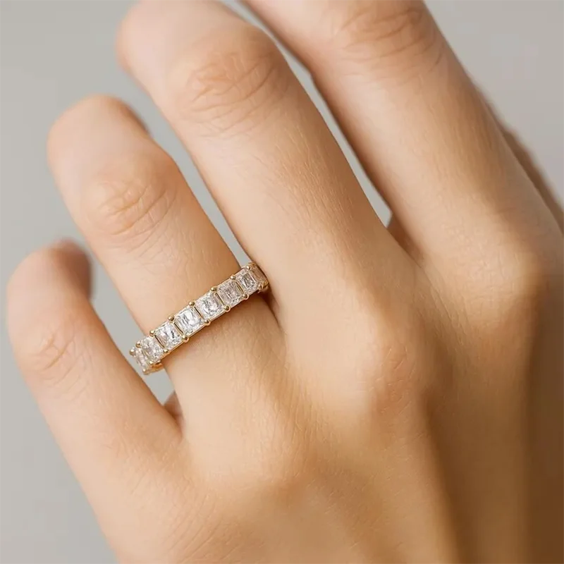 Full eternity band set with princess-cut lab-grown diamonds
