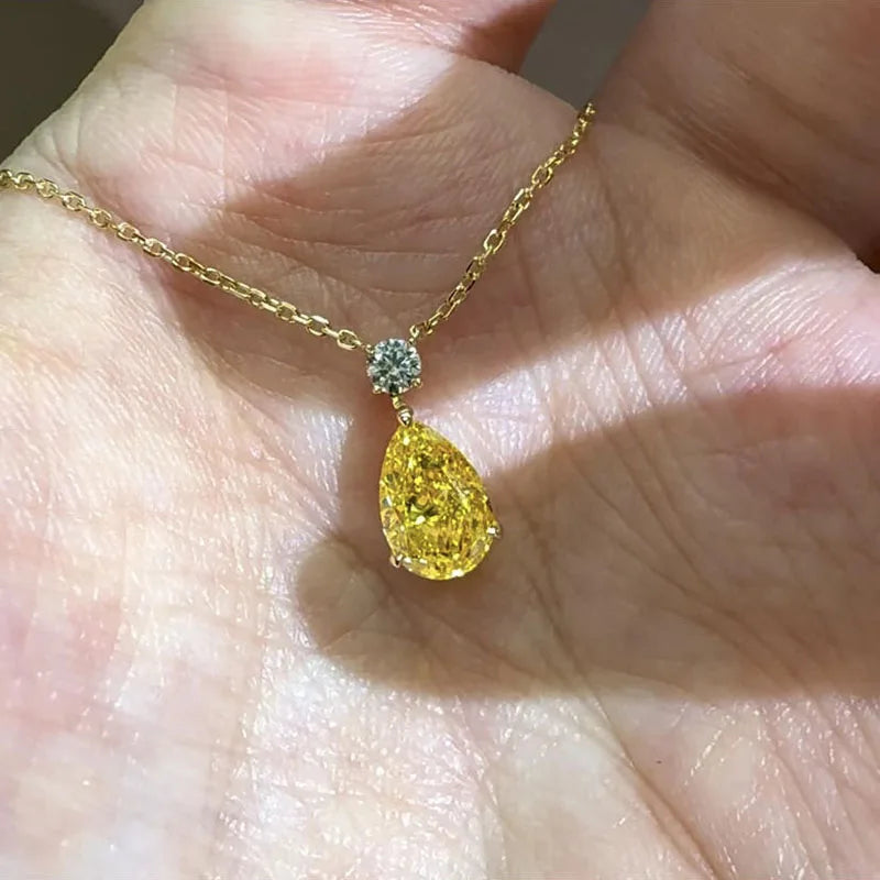 Lumière Éther Orbite Necklace