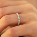 Round lab-grown diamond full eternity band