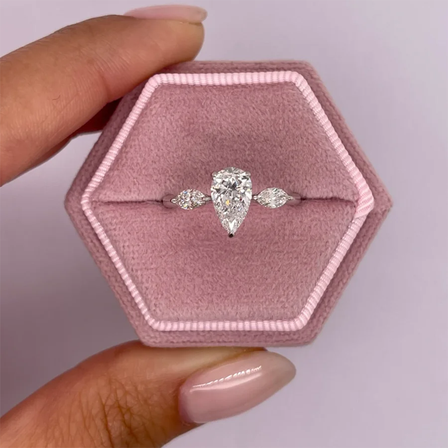 Jardin Camélia Éveil Ring Set