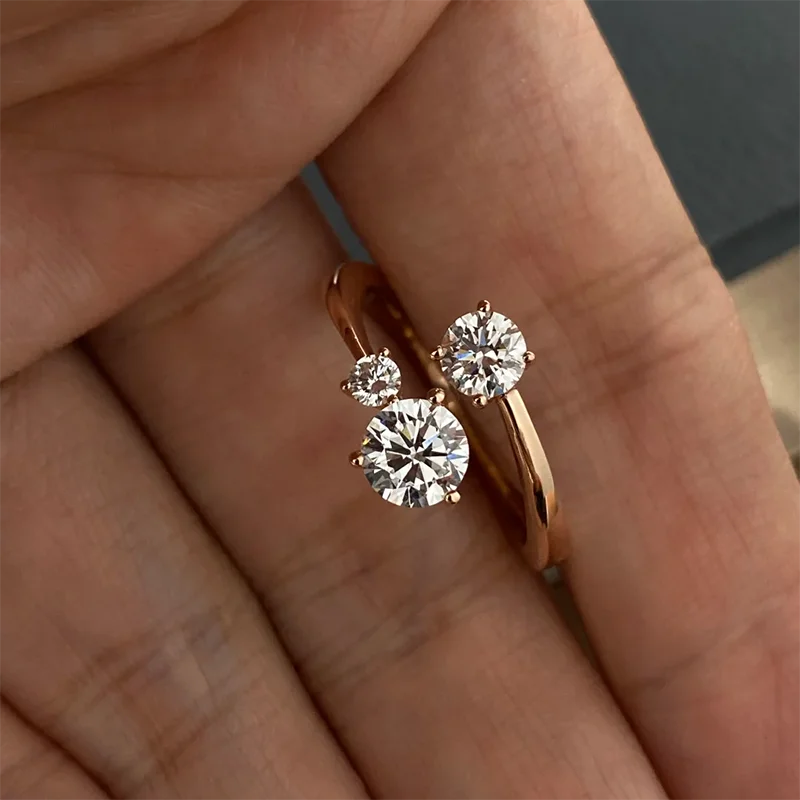 Three graduated round lab-grown diamonds in gold ring