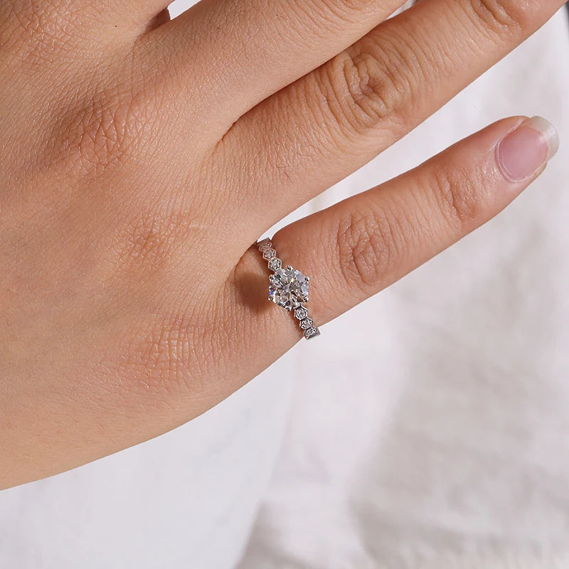 Éclat Satin Grâce Ring