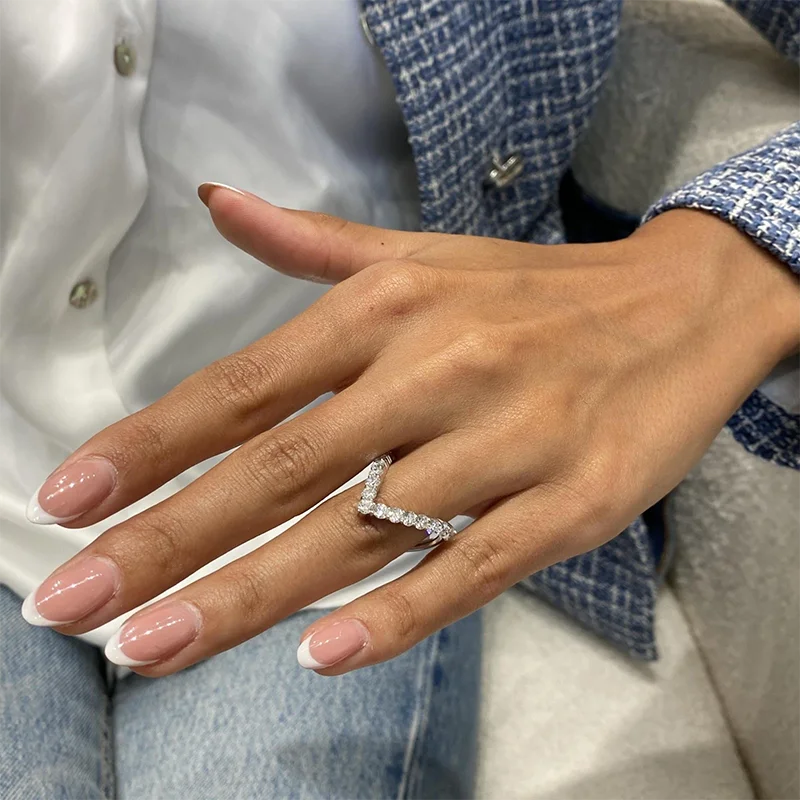 Éclat Camille Murmure Wedding Band