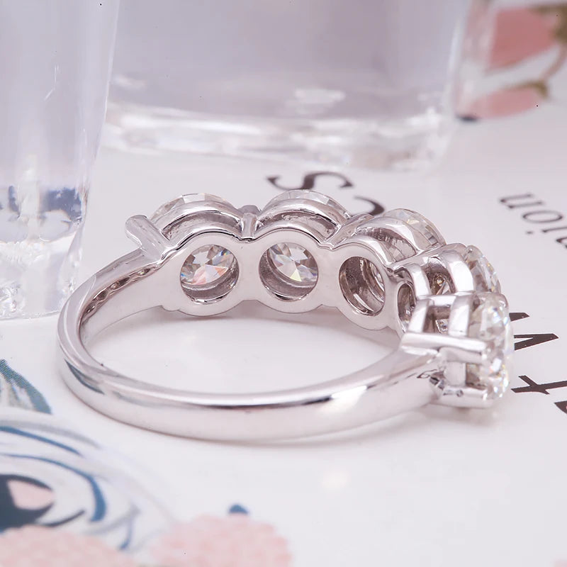 Éclat Céleste Harmonie Wedding Band