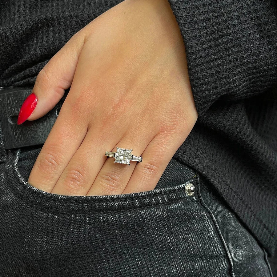 Platinum 950 engagement ring with princess diamond
