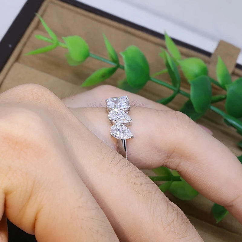 Jardin Célestine Prairie Wedding Band