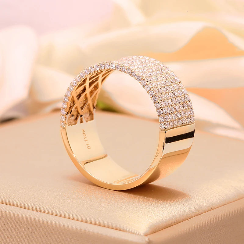 Lab-grown diamond ring band with round stones