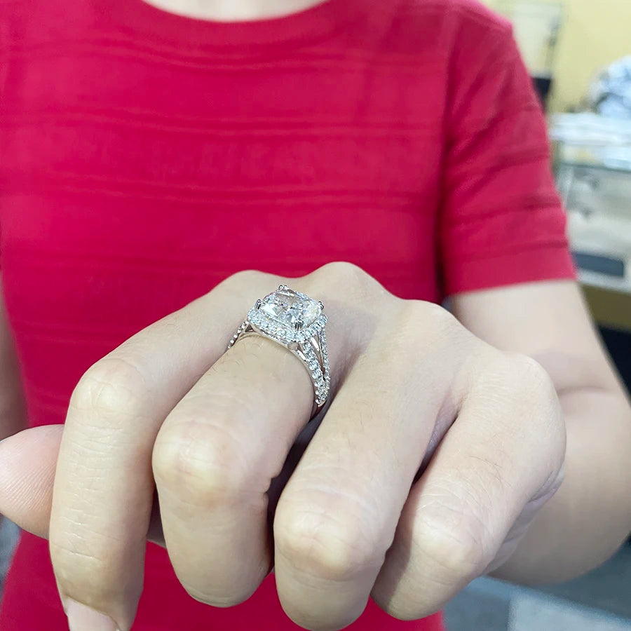 14K gold cushion-cut lab-grown diamond ring