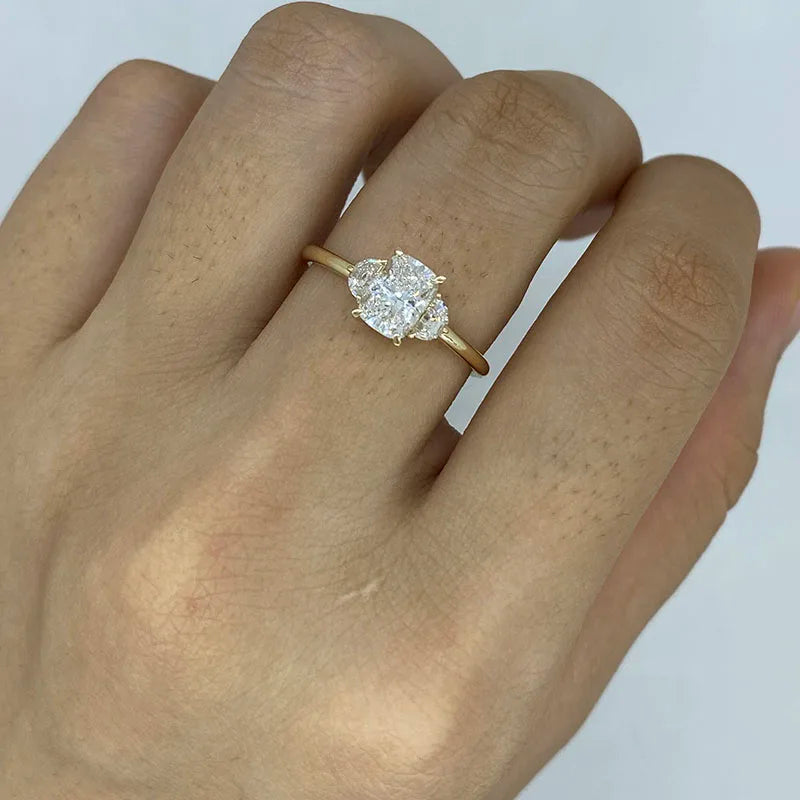 Gold ring with cushion-shaped lab-grown diamond