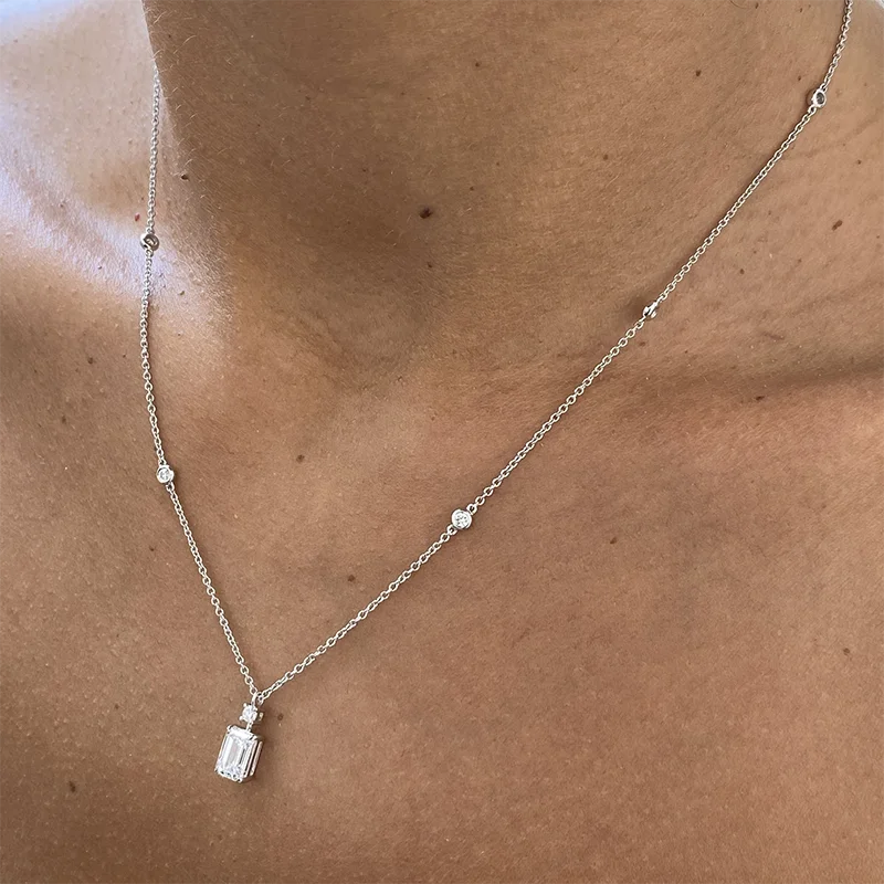 Lab-grown emerald diamond elongated necklace