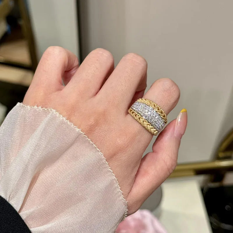 Éclat Margaux Silhouette Ring
