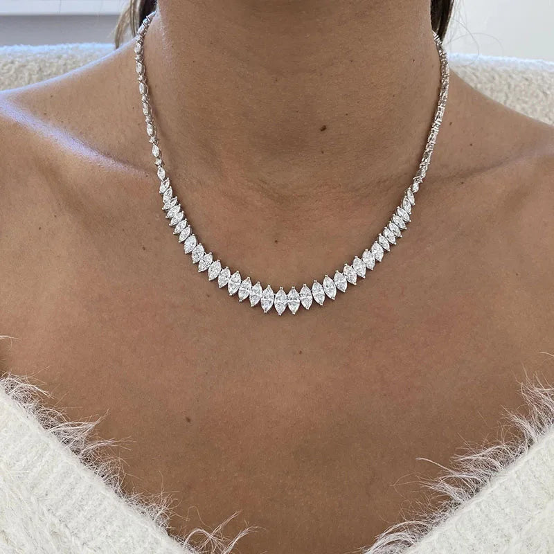 Jardin Lilas Éveil Necklace