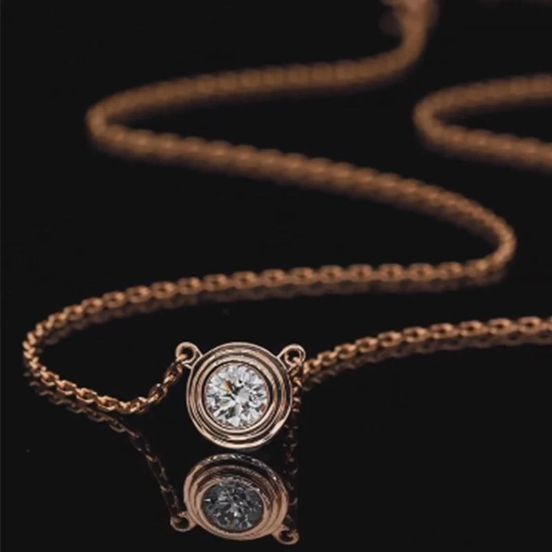Round diamond bezel necklace design