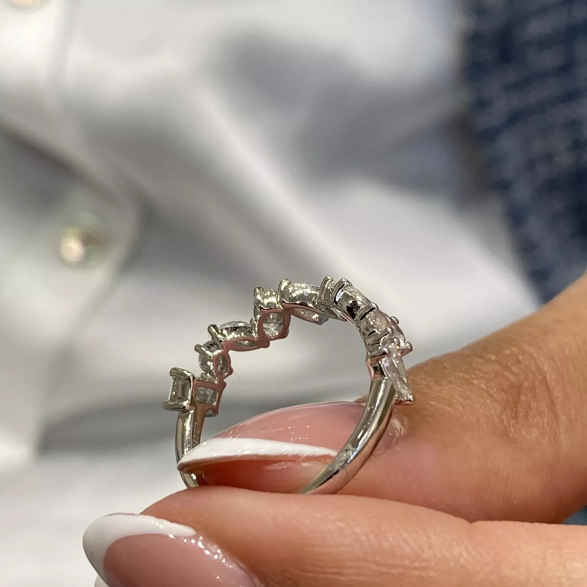 Éclat Épure Murmure Wedding Band