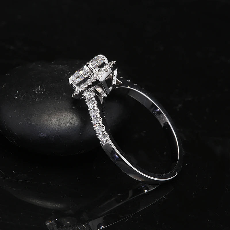 One carat cushion-cut diamond ring