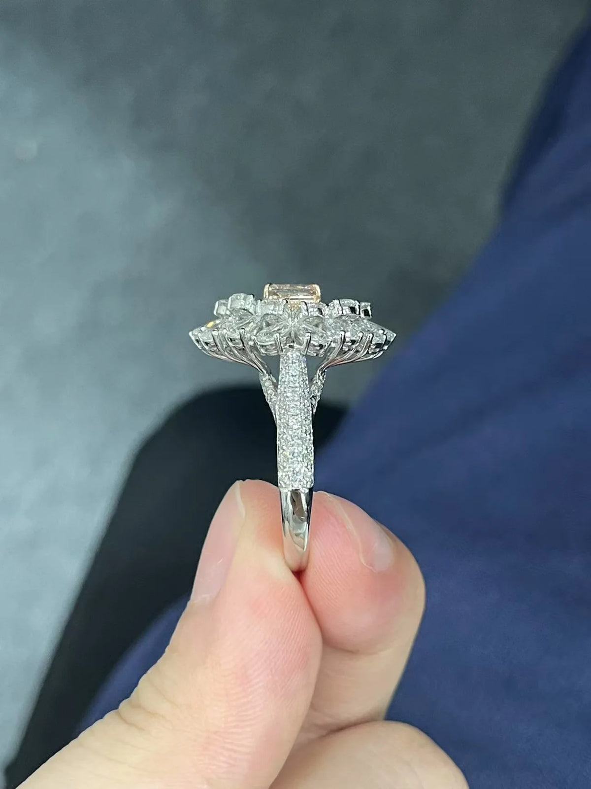 Lumière Cosmos Rayon Ring