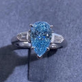 Blue pear-cut lab-grown diamond engagement ring