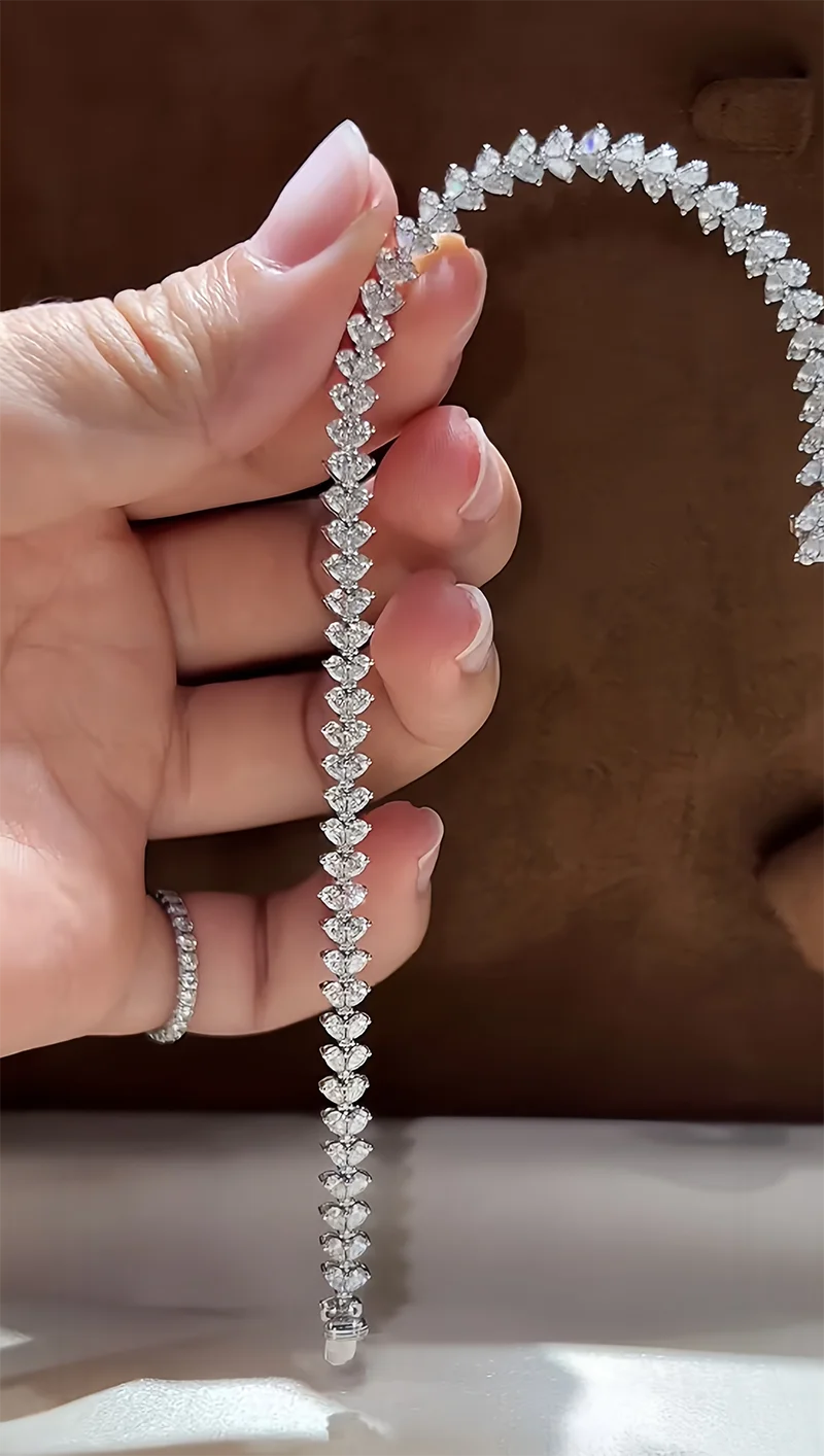 Lab-grown diamond pear bracelet design
