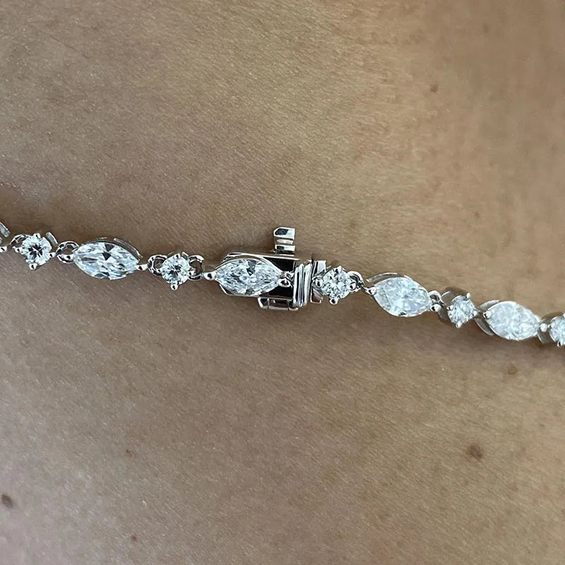 Jardin Lilas Éveil Necklace