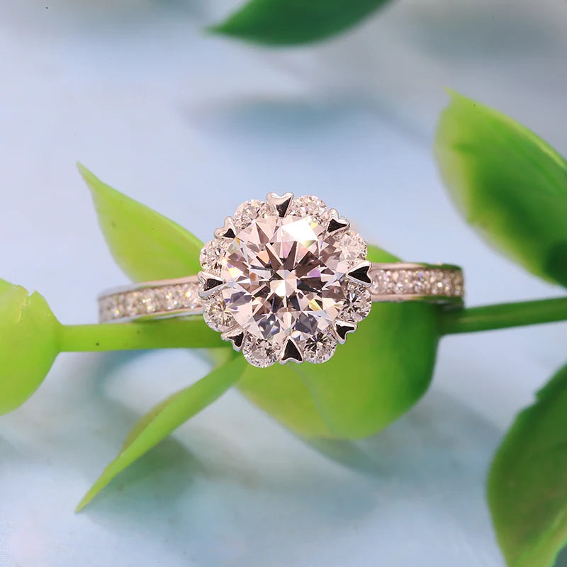 14K gold round lab-grown diamond ring with flower-inspired setting