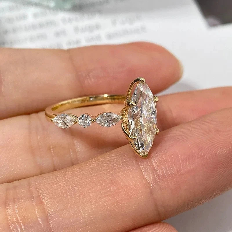Marquise lab-grown diamond ring design