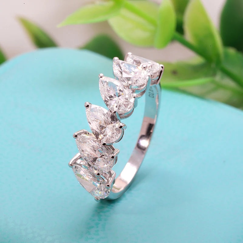 Jardin Célestine Prairie Wedding Band
