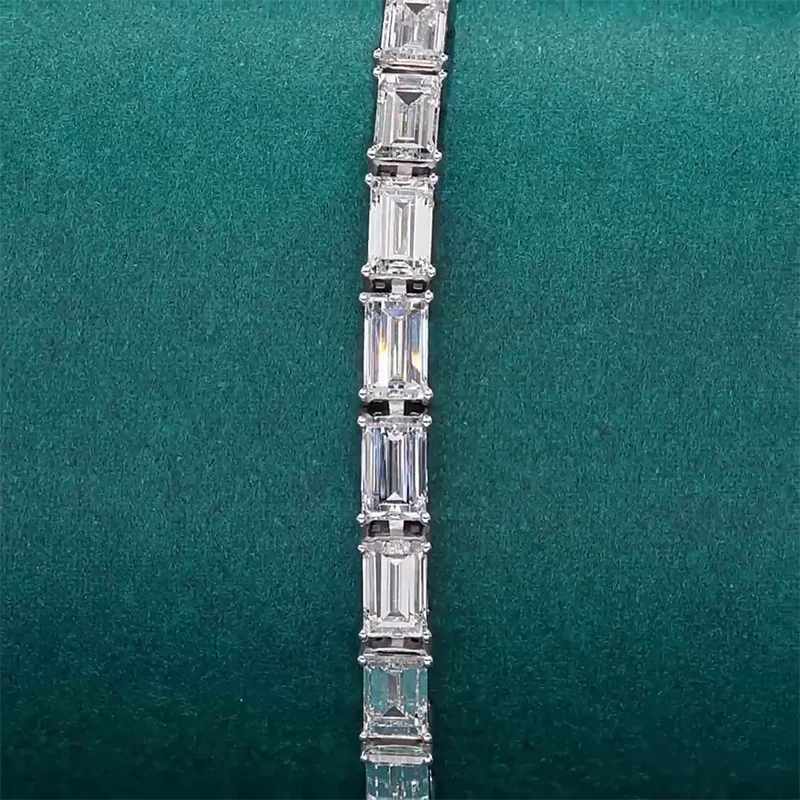 Lab-grown emerald-cut diamond bracelet