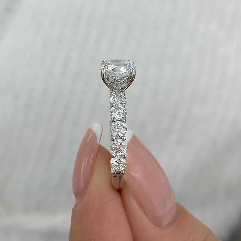 Round brilliant lab-grown diamond accent ring