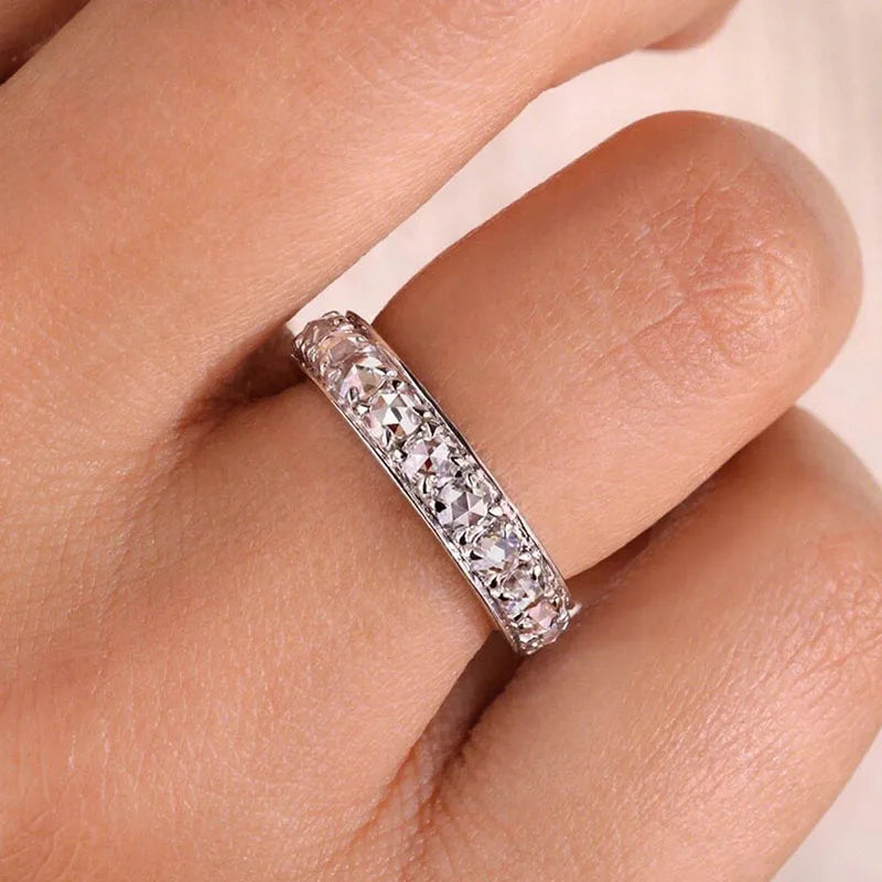 Rose-cut round diamond band ring