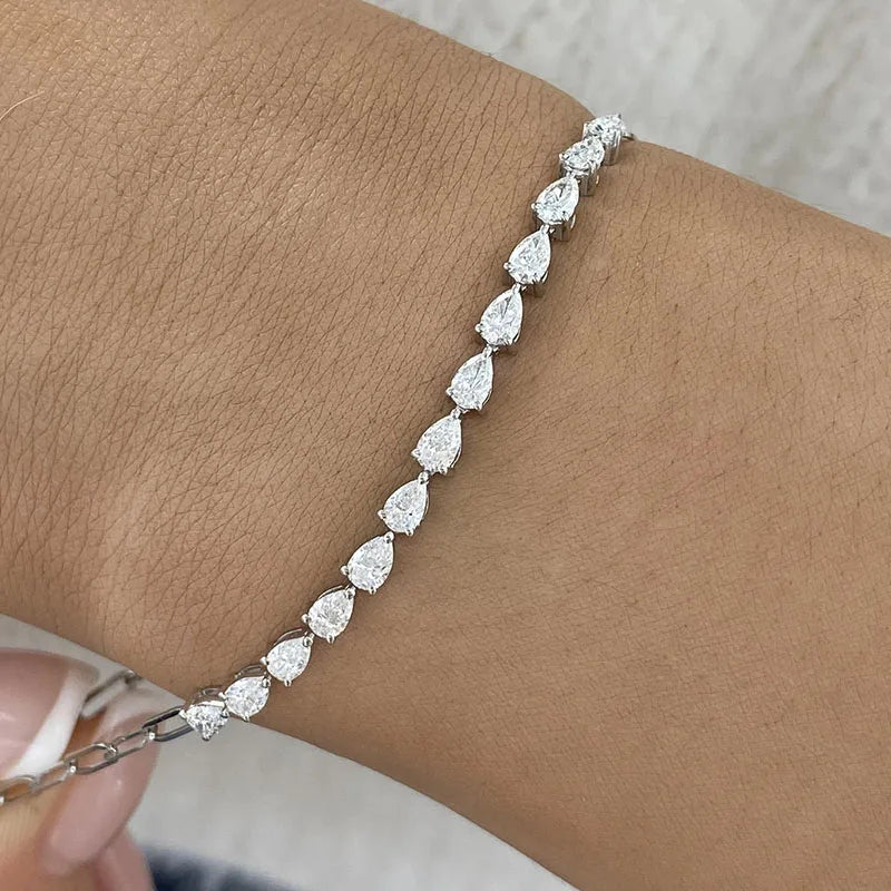 Thirteen-stone pear lab-grown diamond bracelet
