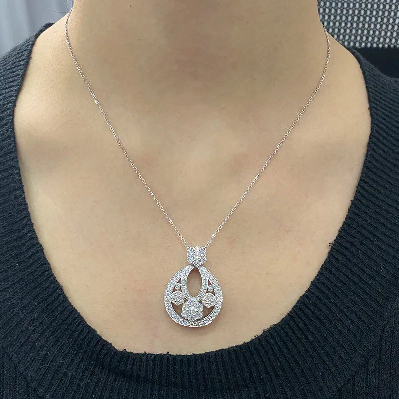 Lumière Prisme Orbite Necklace
