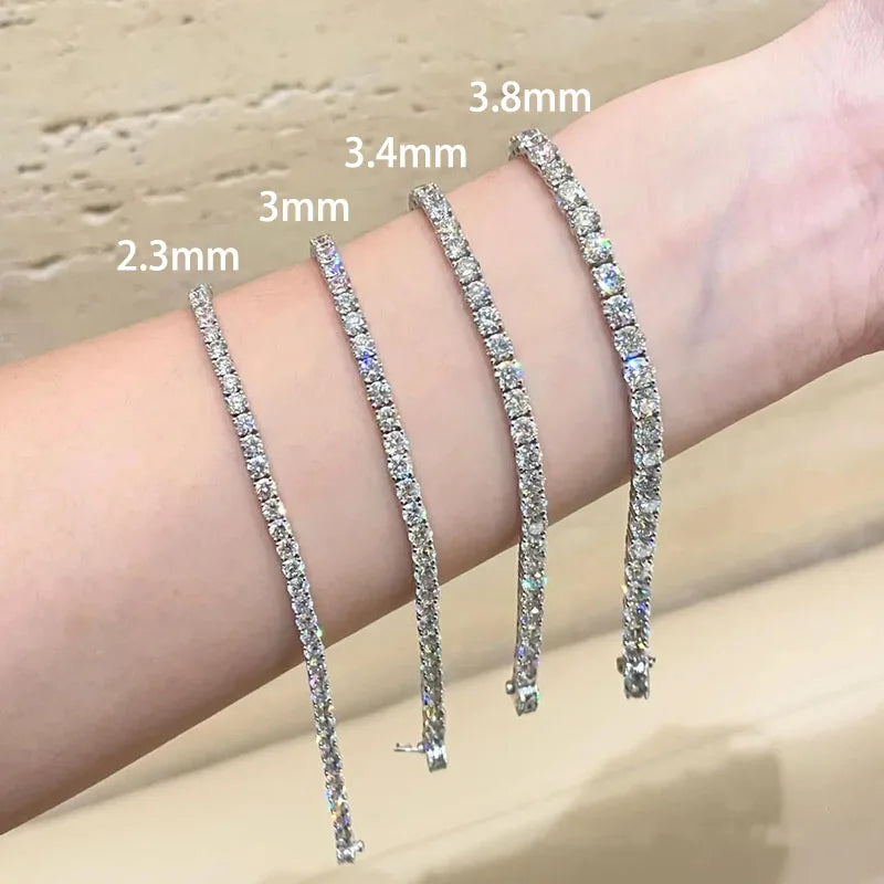 Round lab-grown diamond tennis bracelet in 925 sterling silver